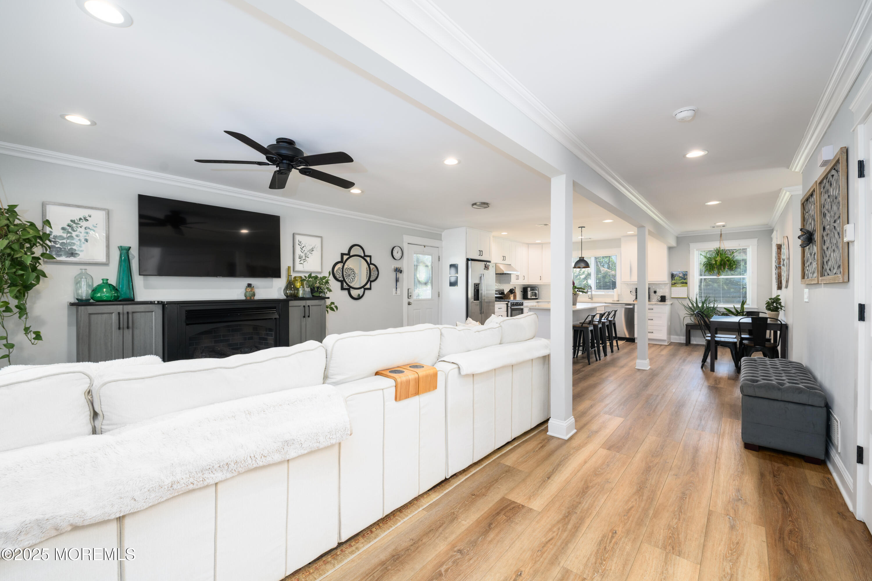547 Greene Avenue, Belford, New Jersey image 6
