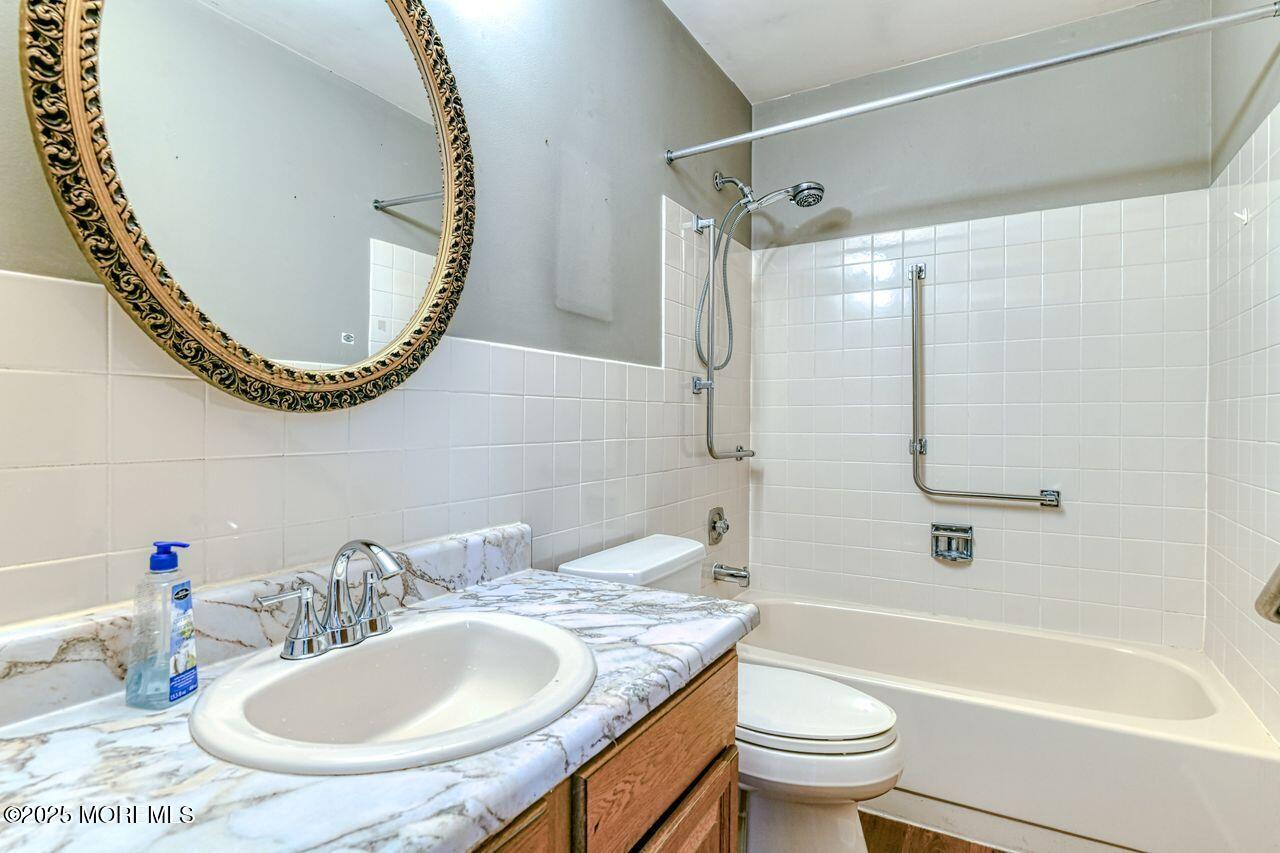 11B Greenwood Lane, Whiting, New Jersey image 11