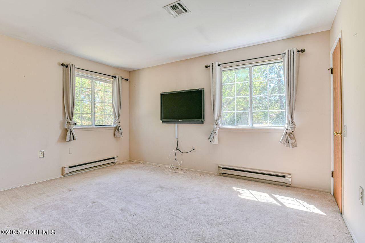 11B Greenwood Lane, Whiting, New Jersey image 7