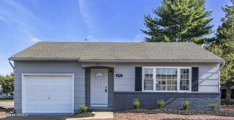 Photo of 29 Carlisle Road, Toms River, NJ 08757 (MLS # 22601516)