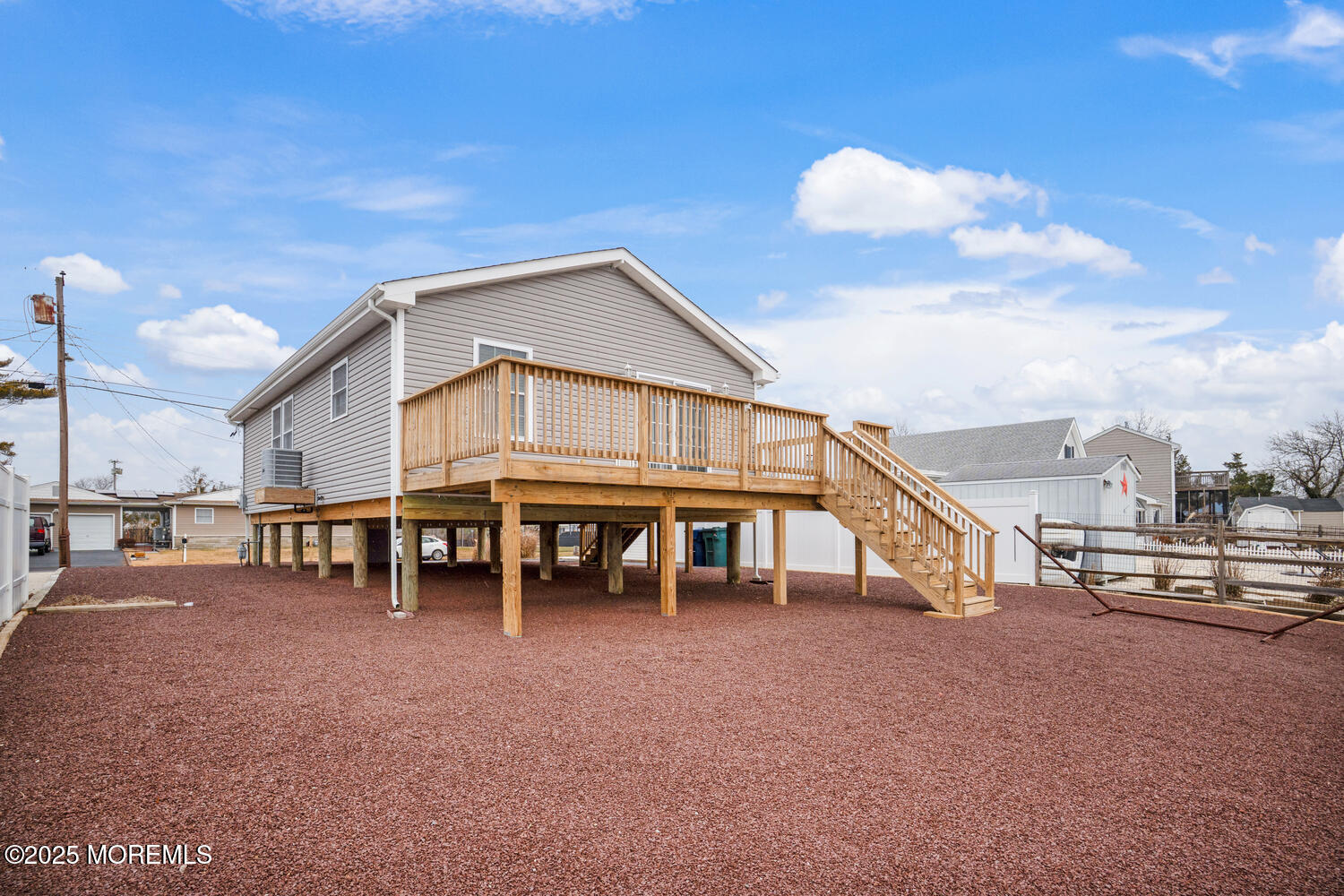 9 Lake Saint Clair Drive