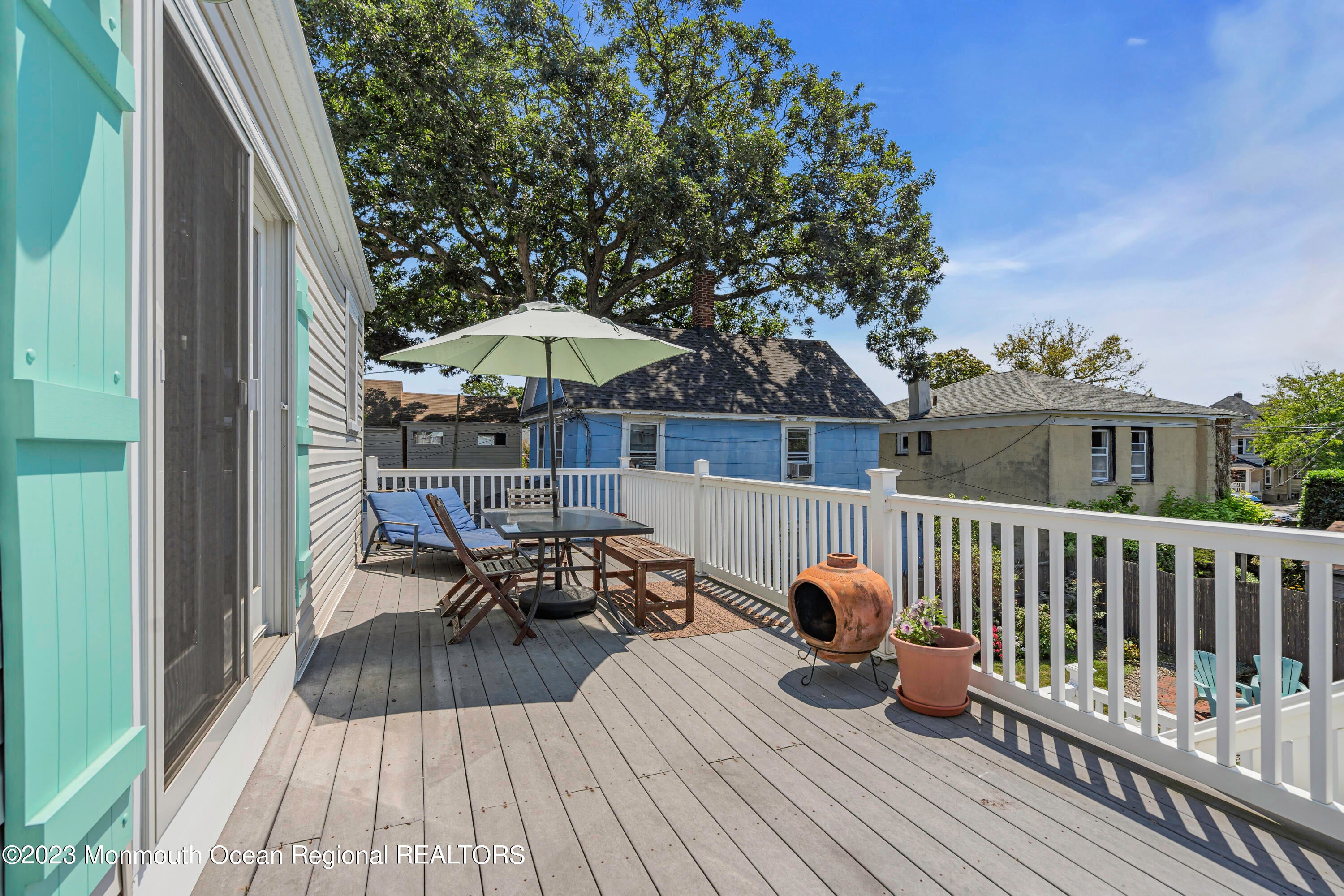 611 Park Place Avenue 2
