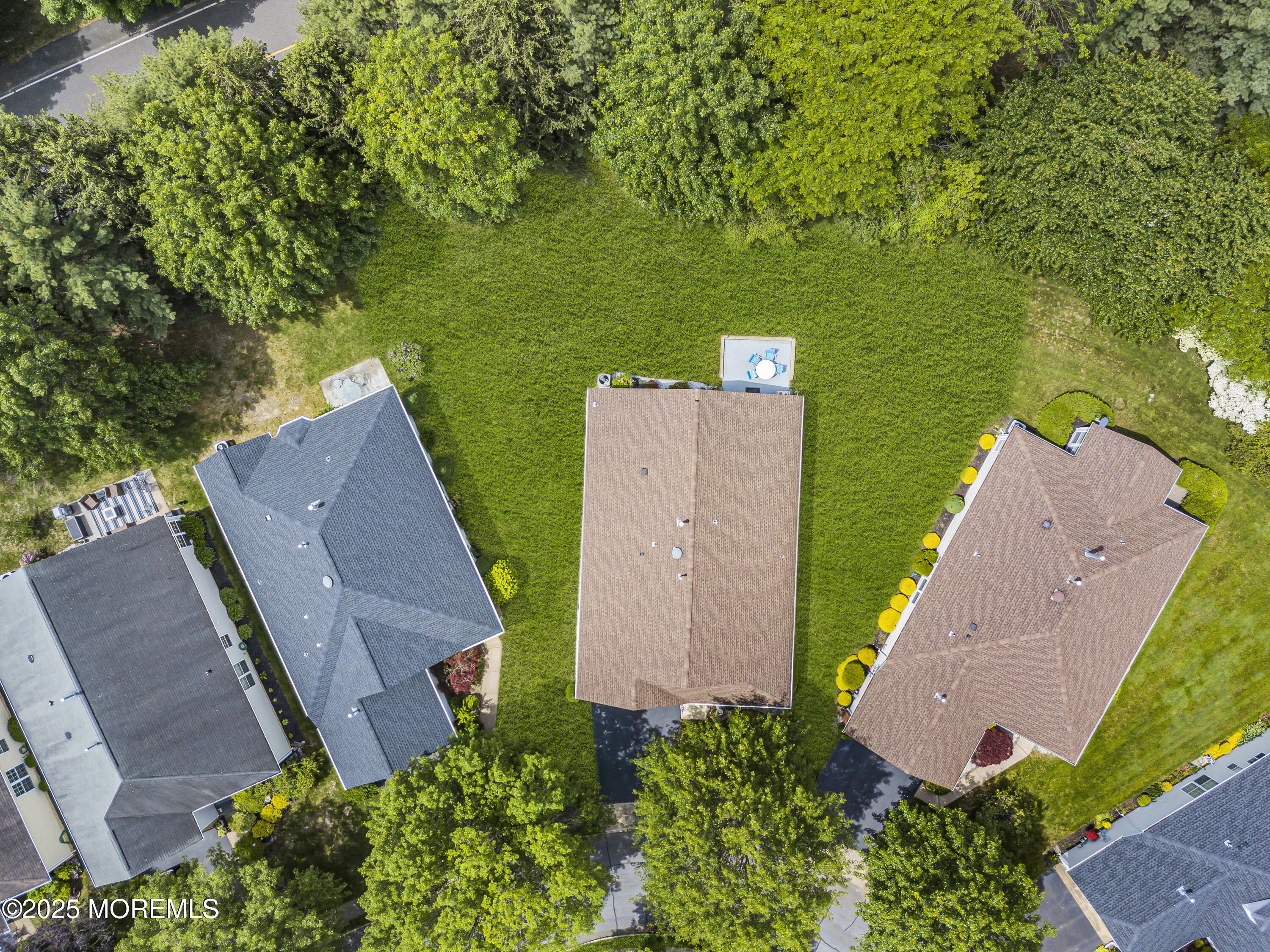 25 Bellflower Drive, Lakewood, New Jersey image 2