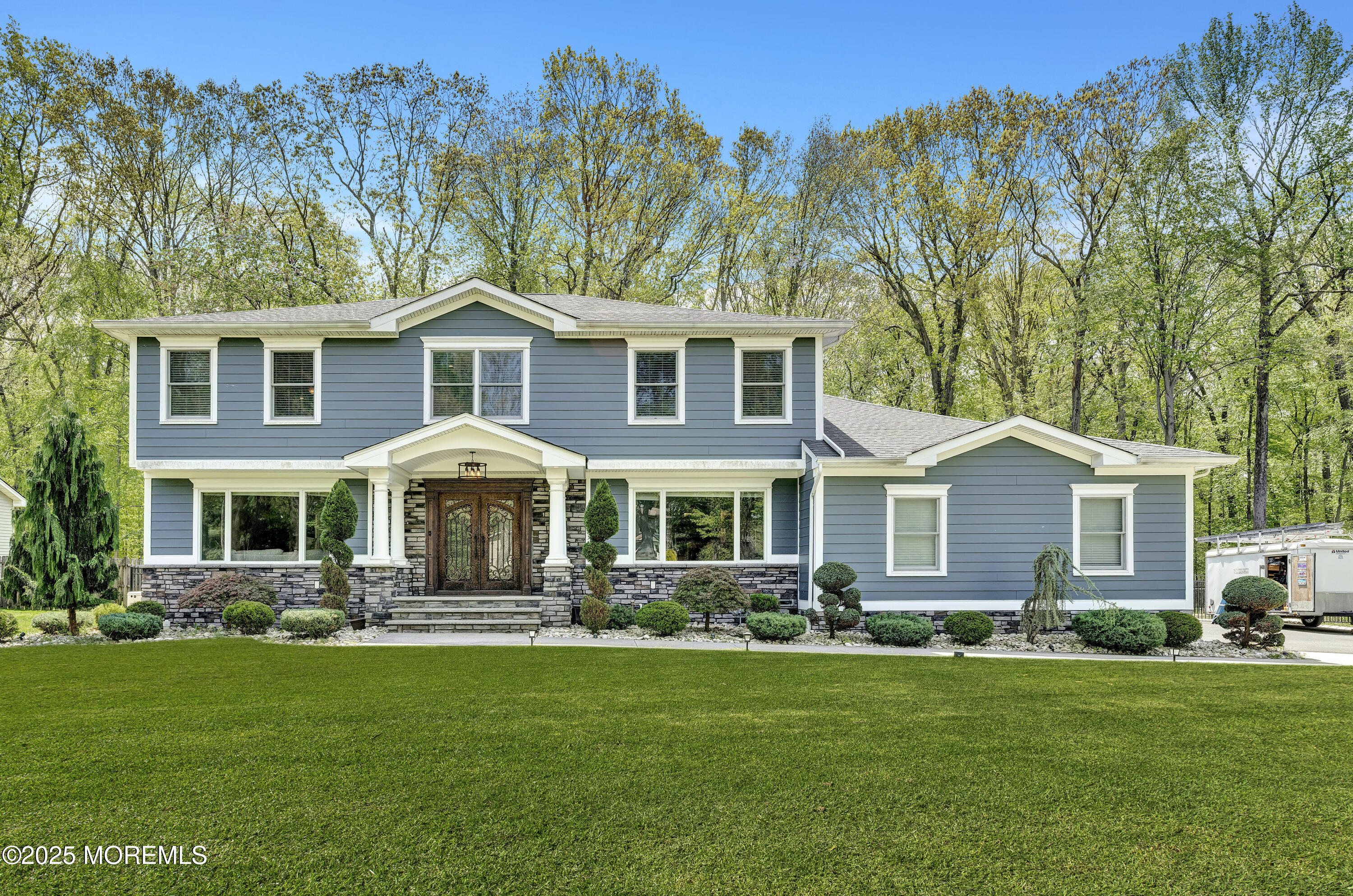 25 Briar Hill Drive, Manalapan, New Jersey image 2
