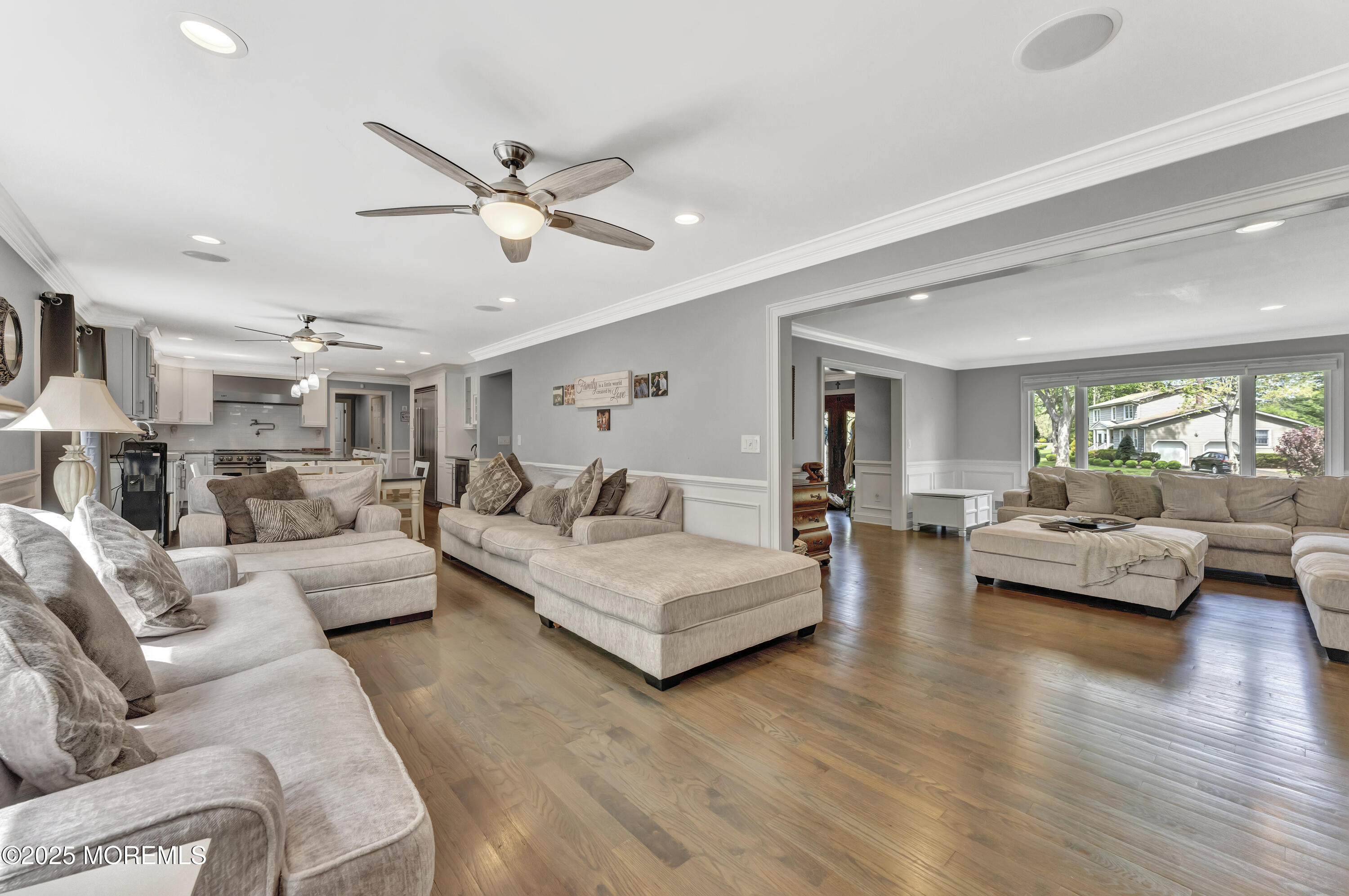 25 Briar Hill Drive, Manalapan, New Jersey image 18