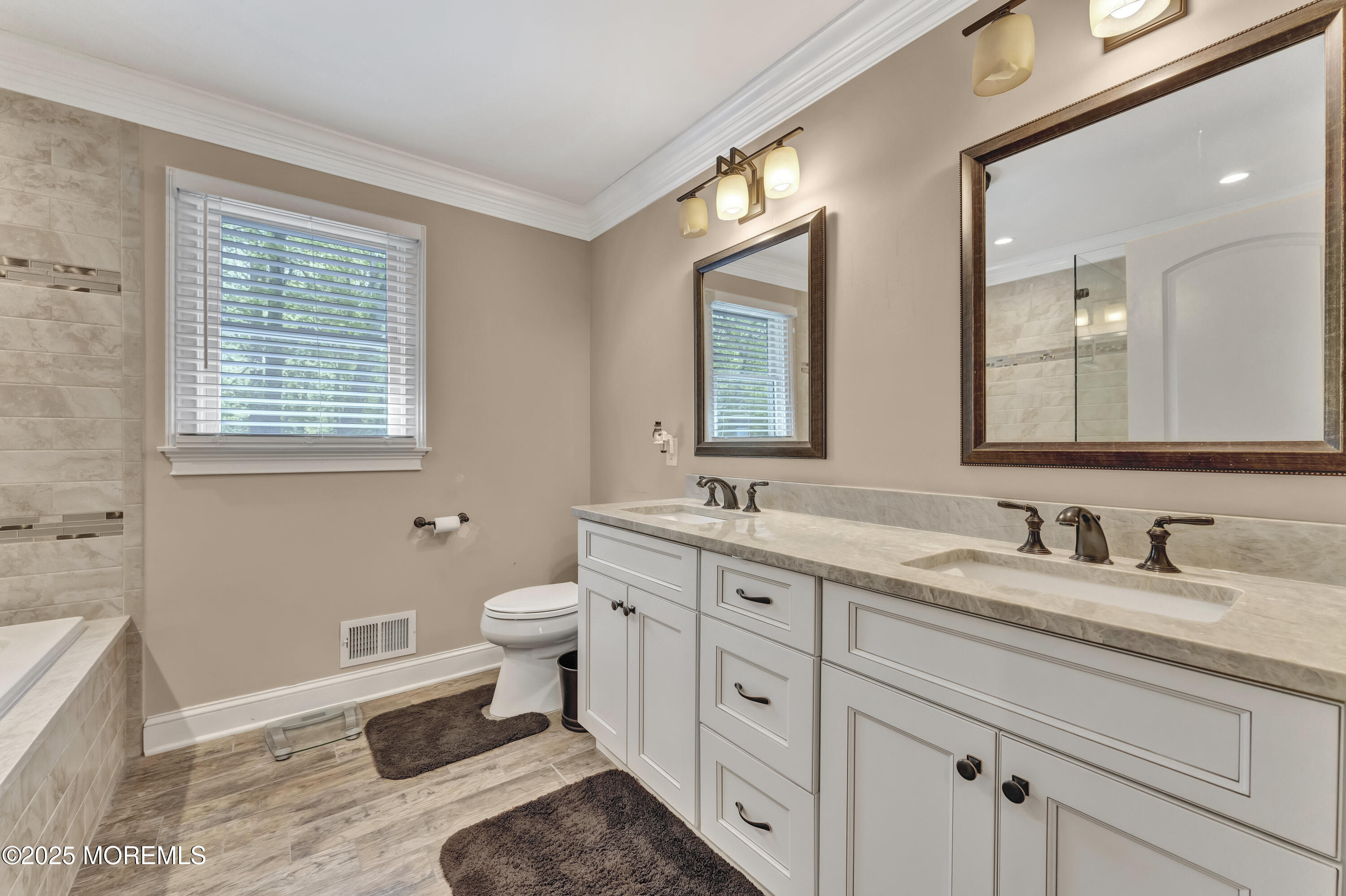 25 Briar Hill Drive, Manalapan, New Jersey image 28