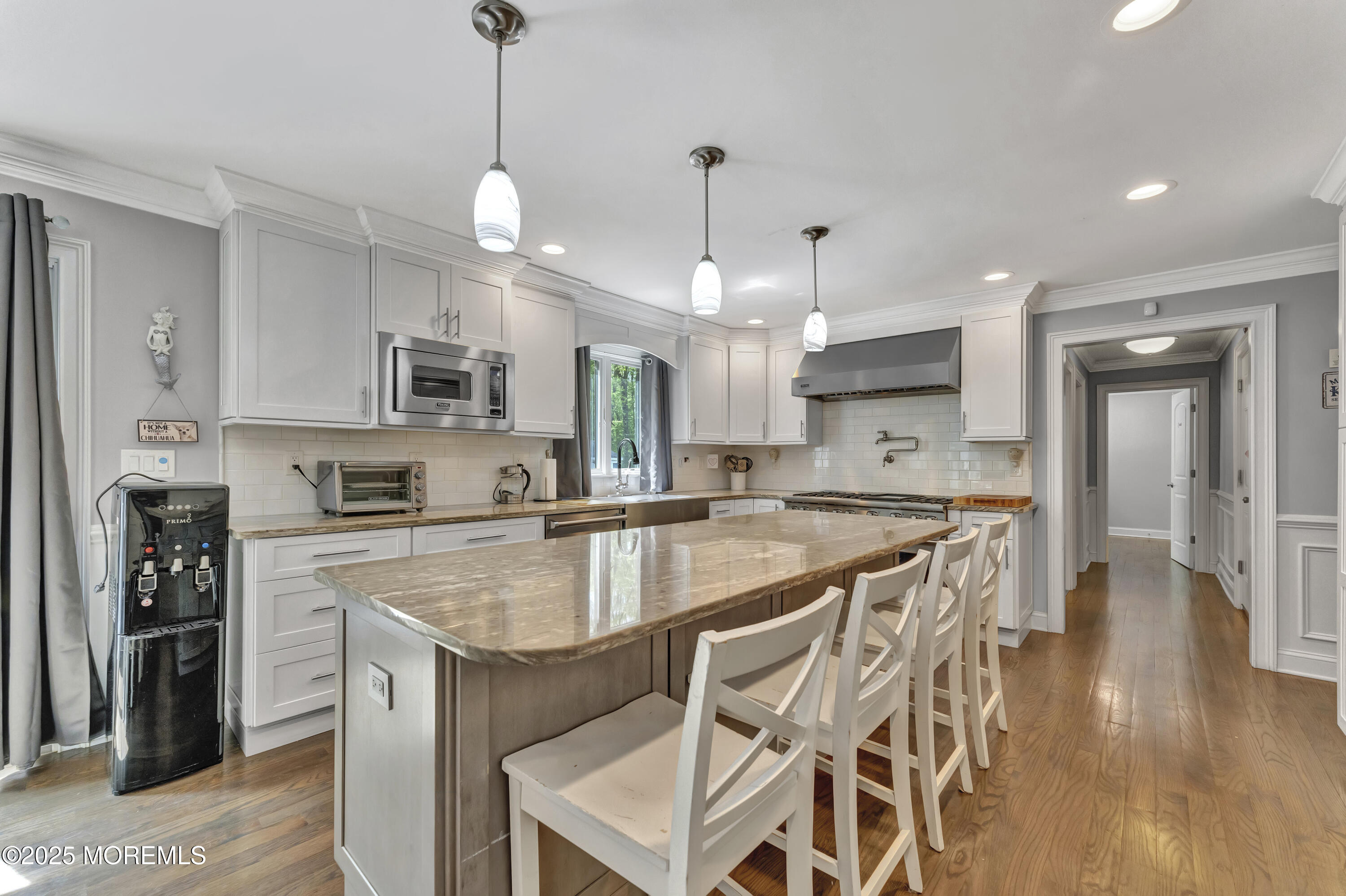25 Briar Hill Drive, Manalapan, New Jersey image 8