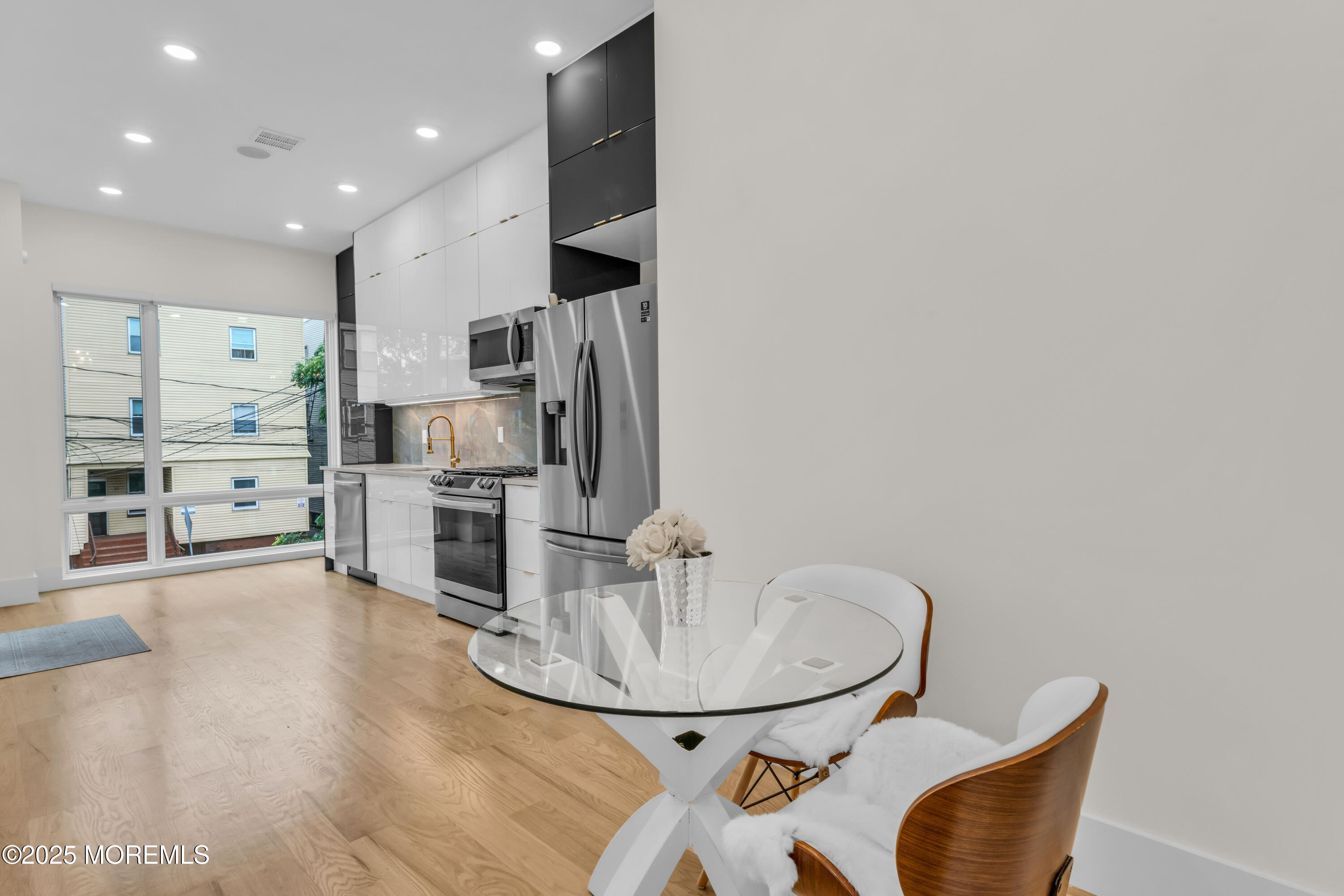 20 Van Nostrand Avenue 1