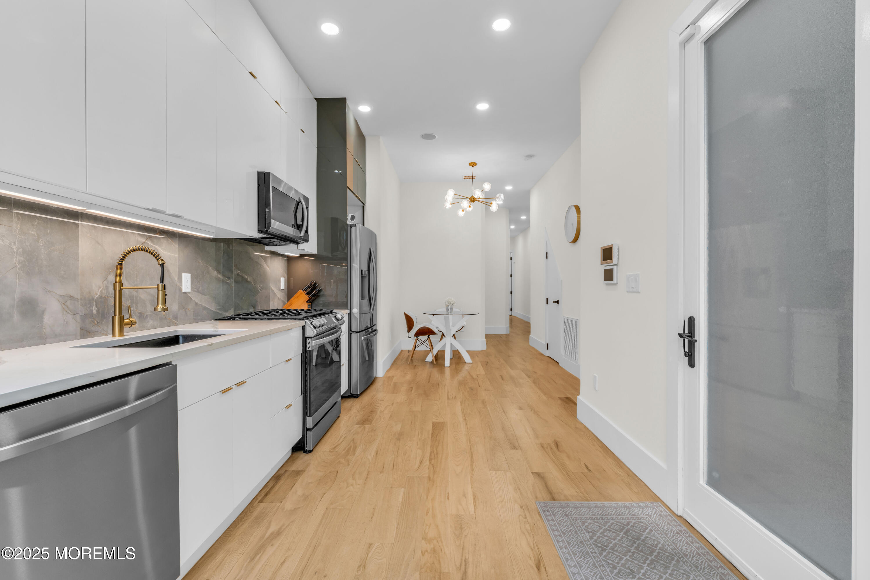 20 Van Nostrand Avenue 1