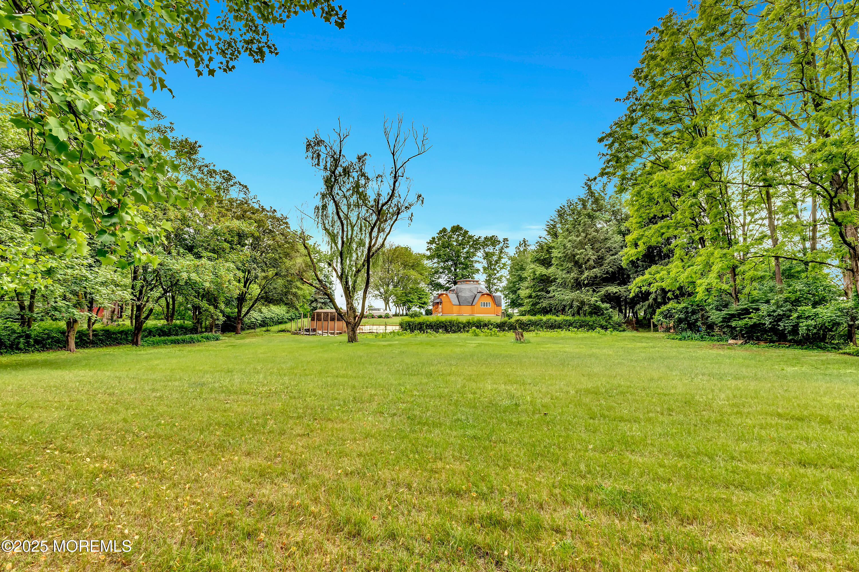 865 Windsor Perrineville Road, East Windsor, New Jersey image 36