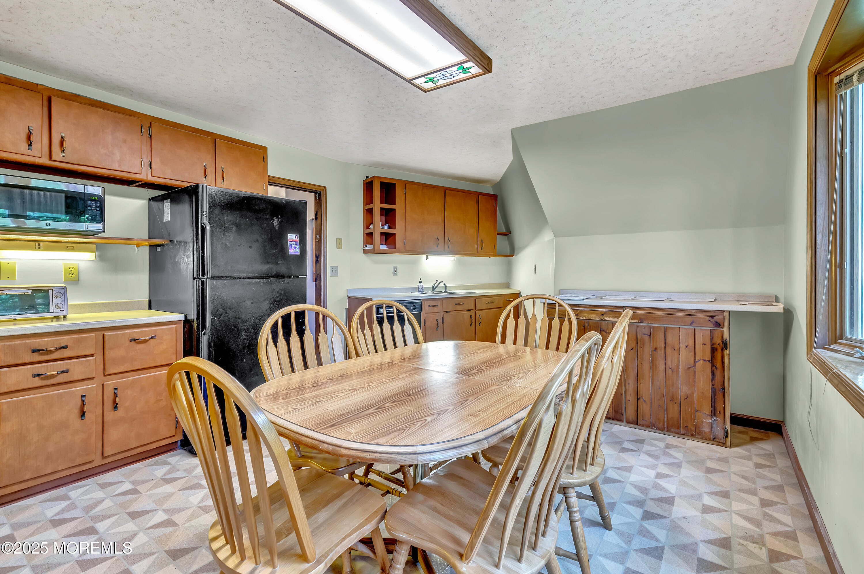 865 Windsor Perrineville Road, East Windsor, New Jersey image 5