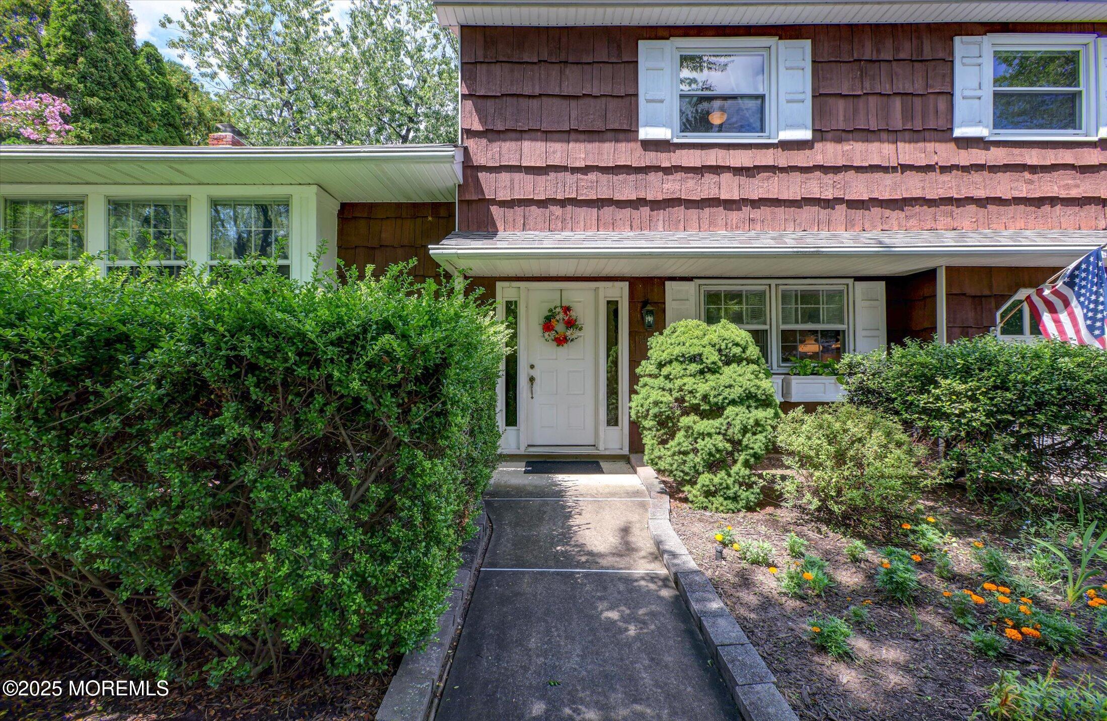 14 Canadian Woods Road