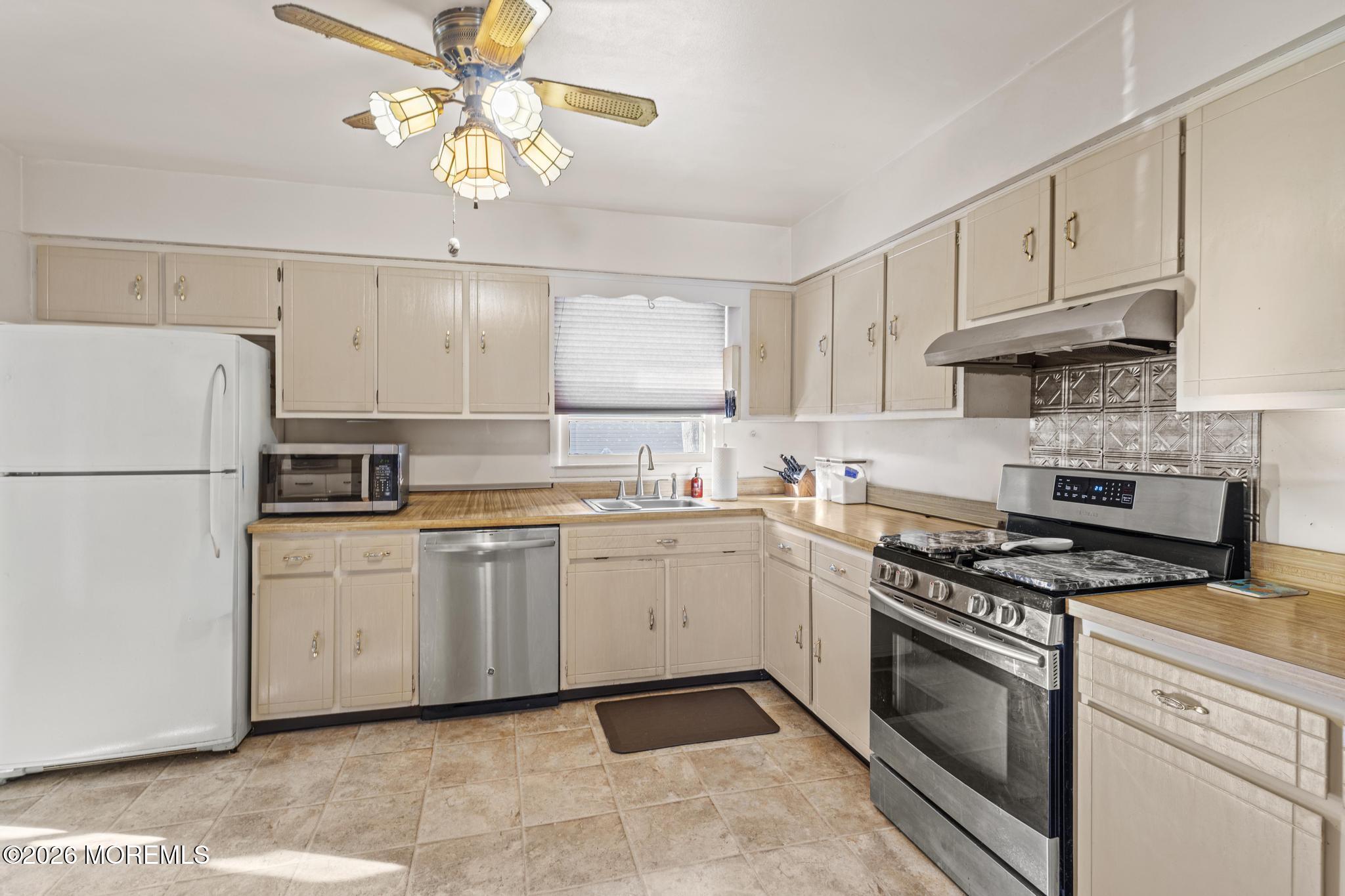 970 Princewood Avenue