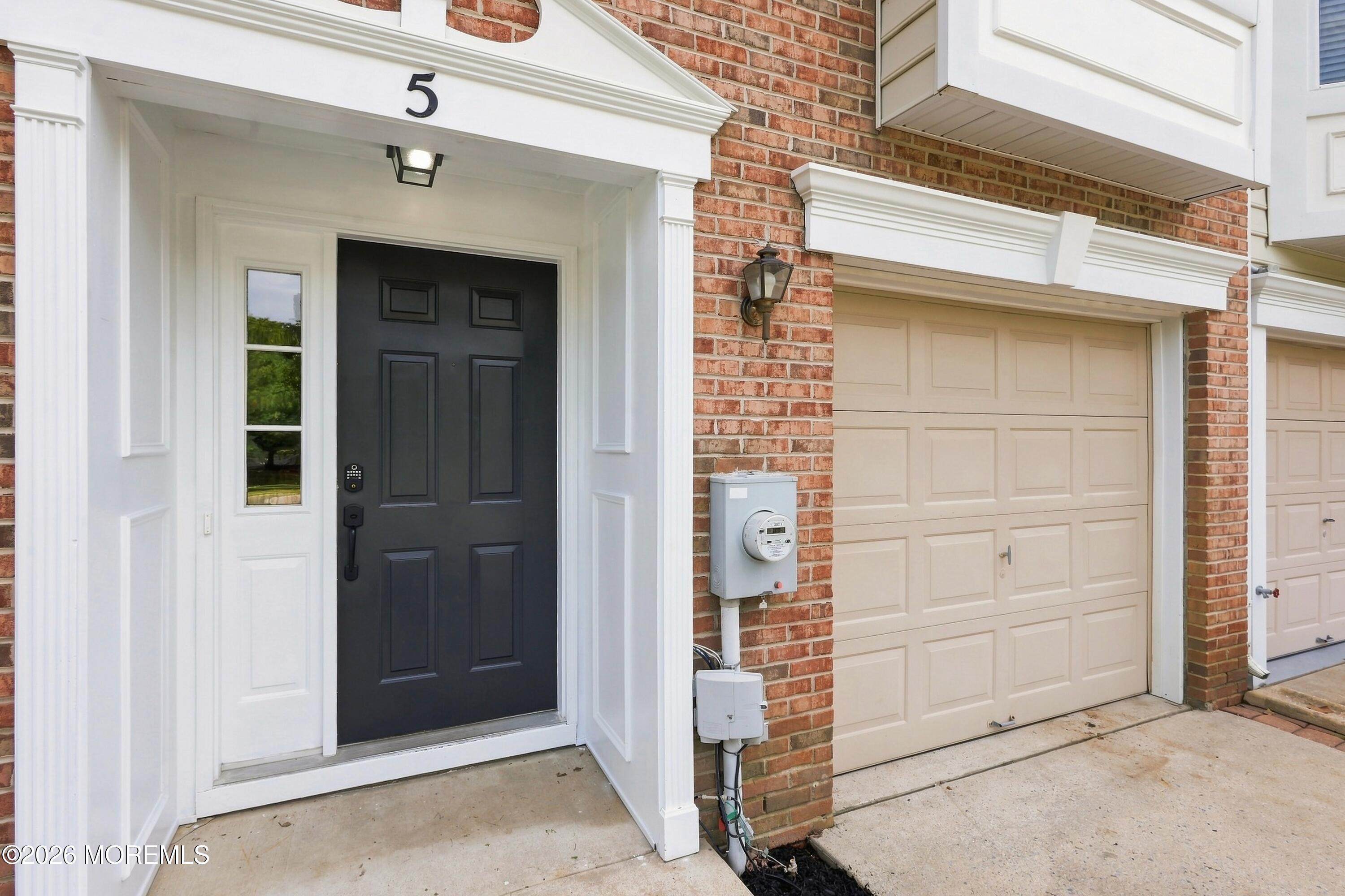 5 Alexandra Court