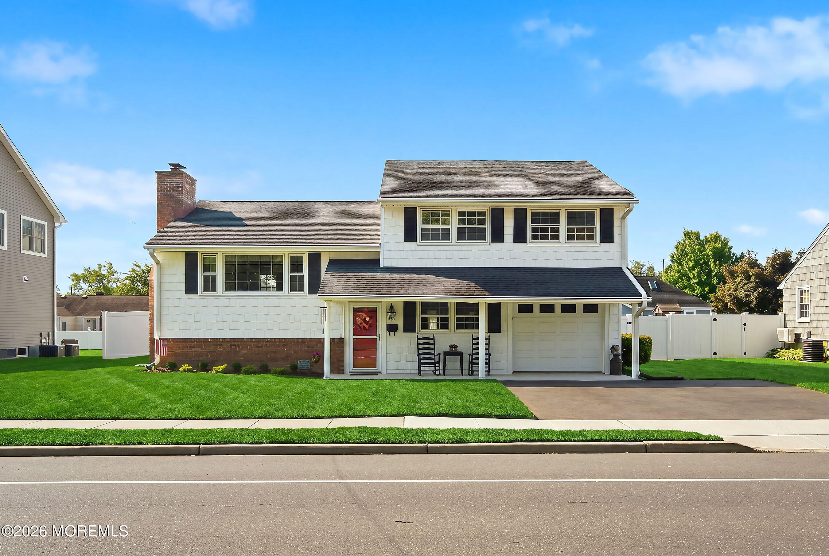 1119 Lakewood Road