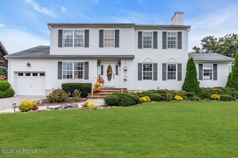 Photo of 3 Harbor View Lane, Toms River, NJ 08753 (MLS # 22531074)