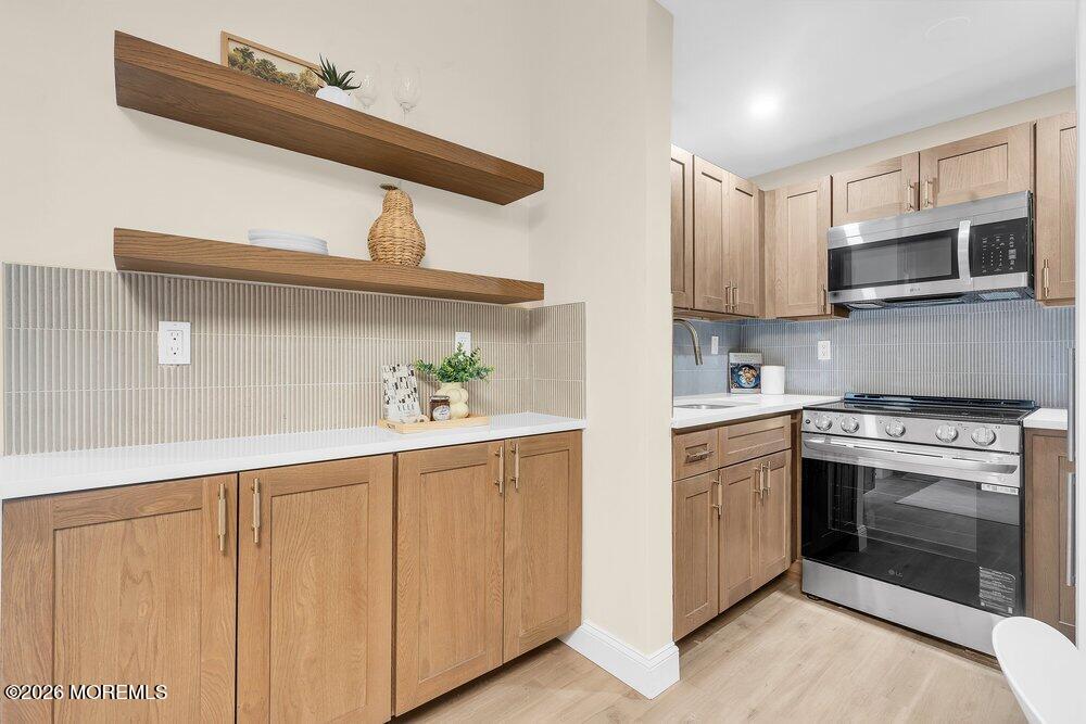 321 Sixth Avenue 104