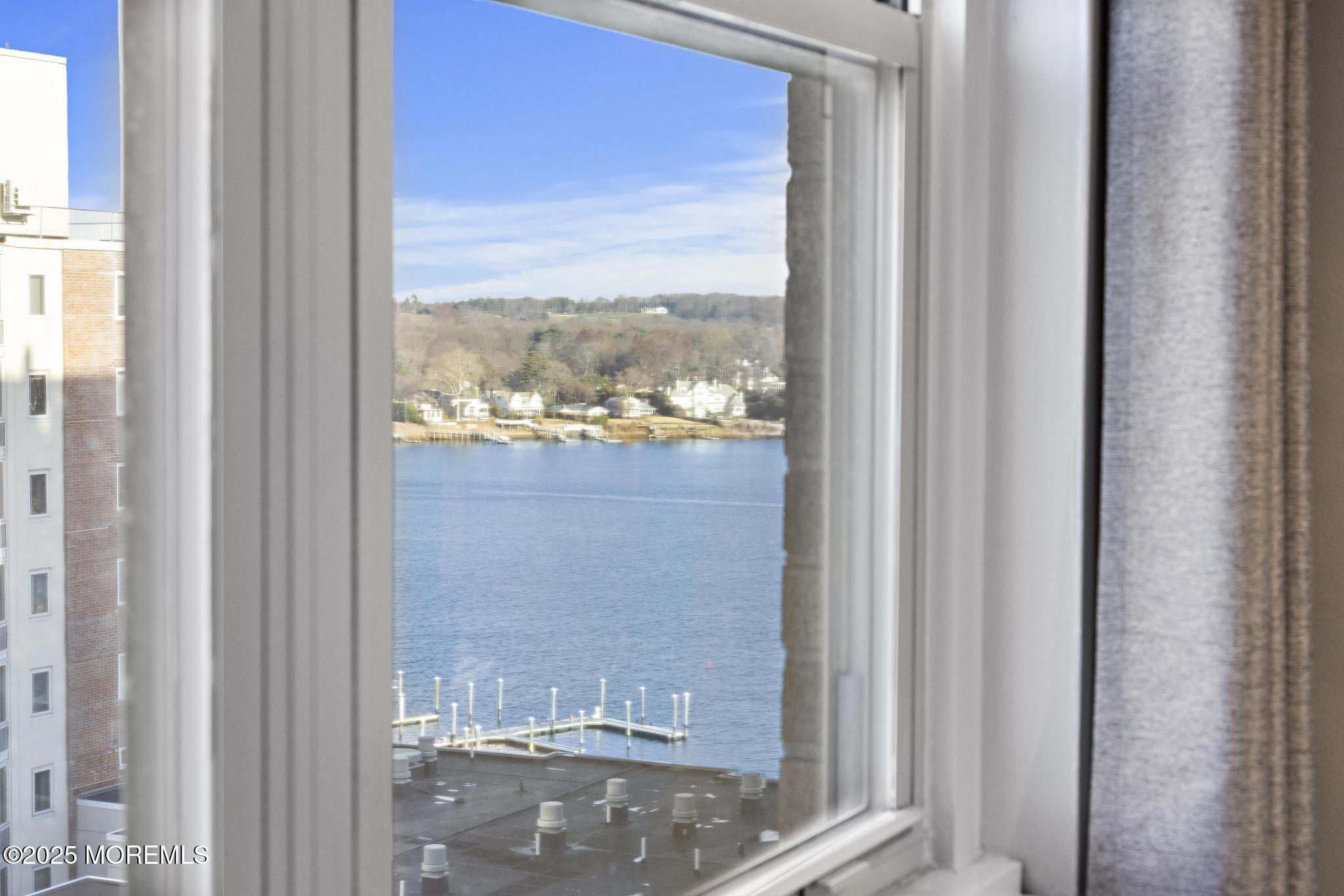 28 Riverside Avenue 10H