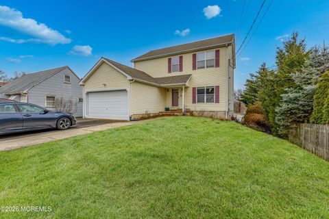 Homes For Sale - 215 Birch Street<br/> Hamilton, NJ 08610