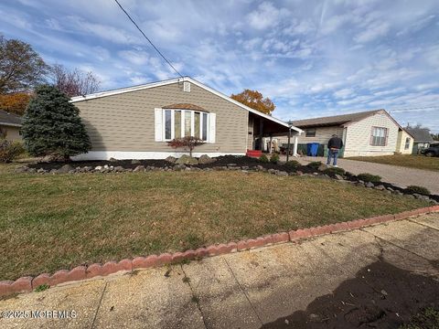 42 Boulevard E Keyport NJ 07735