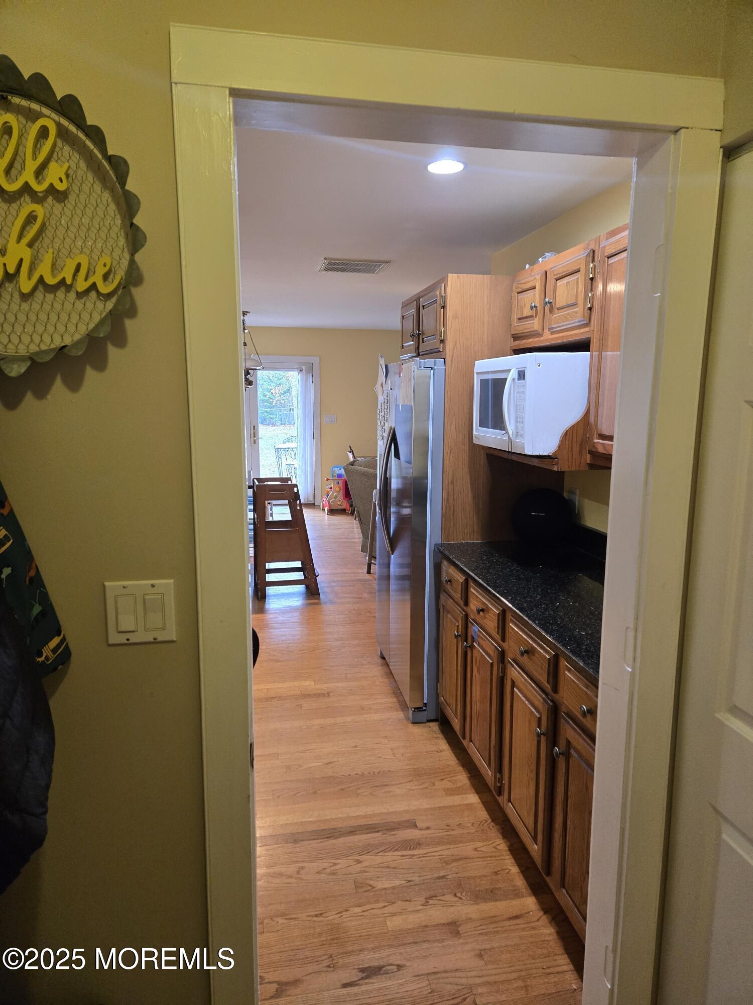 1505 Forecastle Avenue, Manahawkin, New Jersey image 4