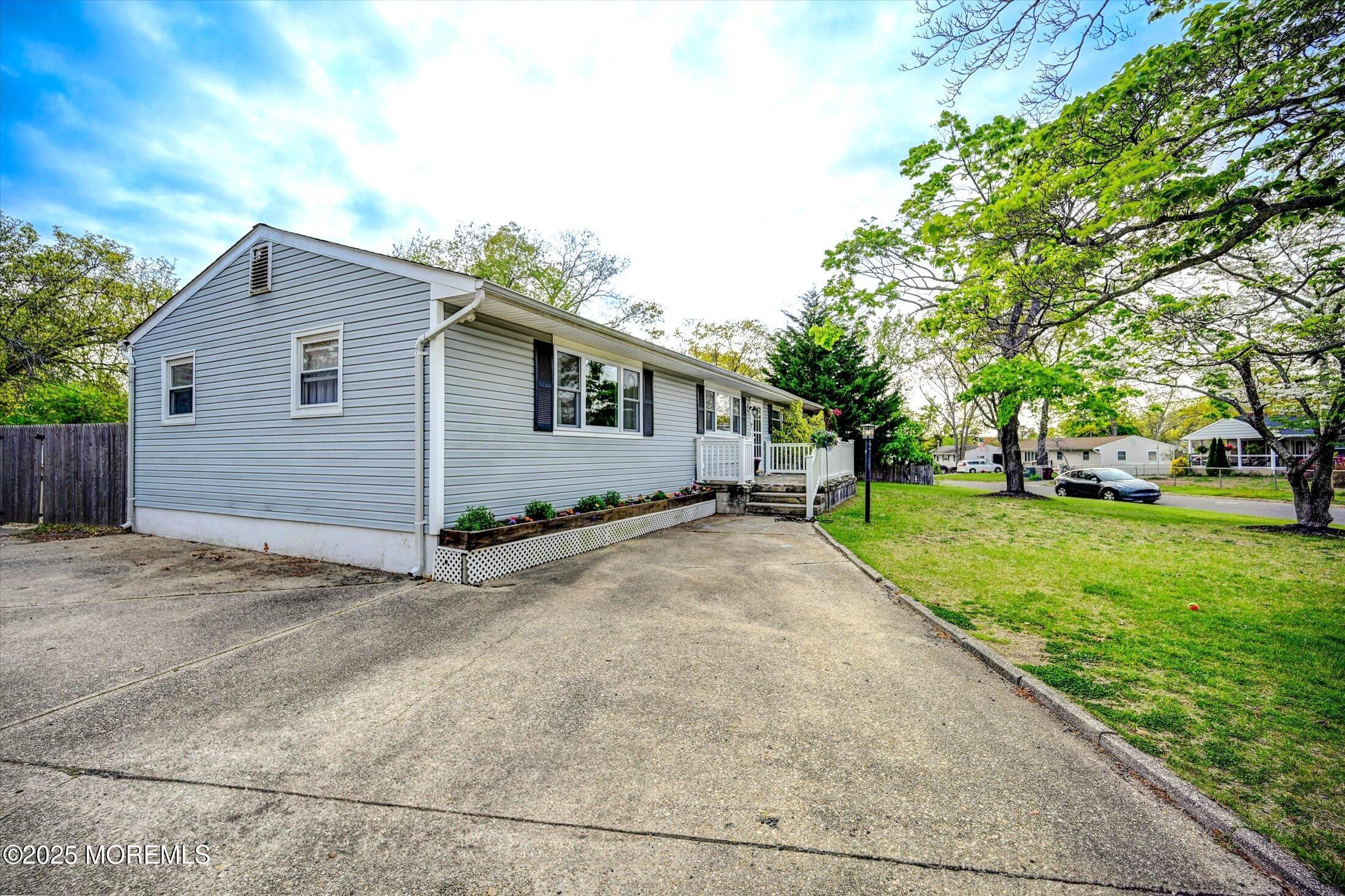 20 Sylvan Lake Boulevard, Bayville, New Jersey image 44