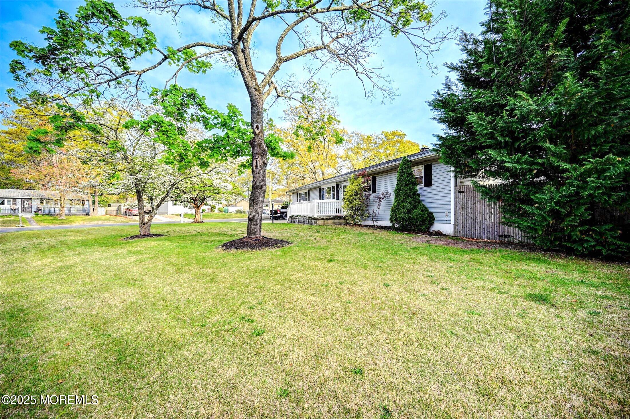 20 Sylvan Lake Boulevard, Bayville, New Jersey image 42