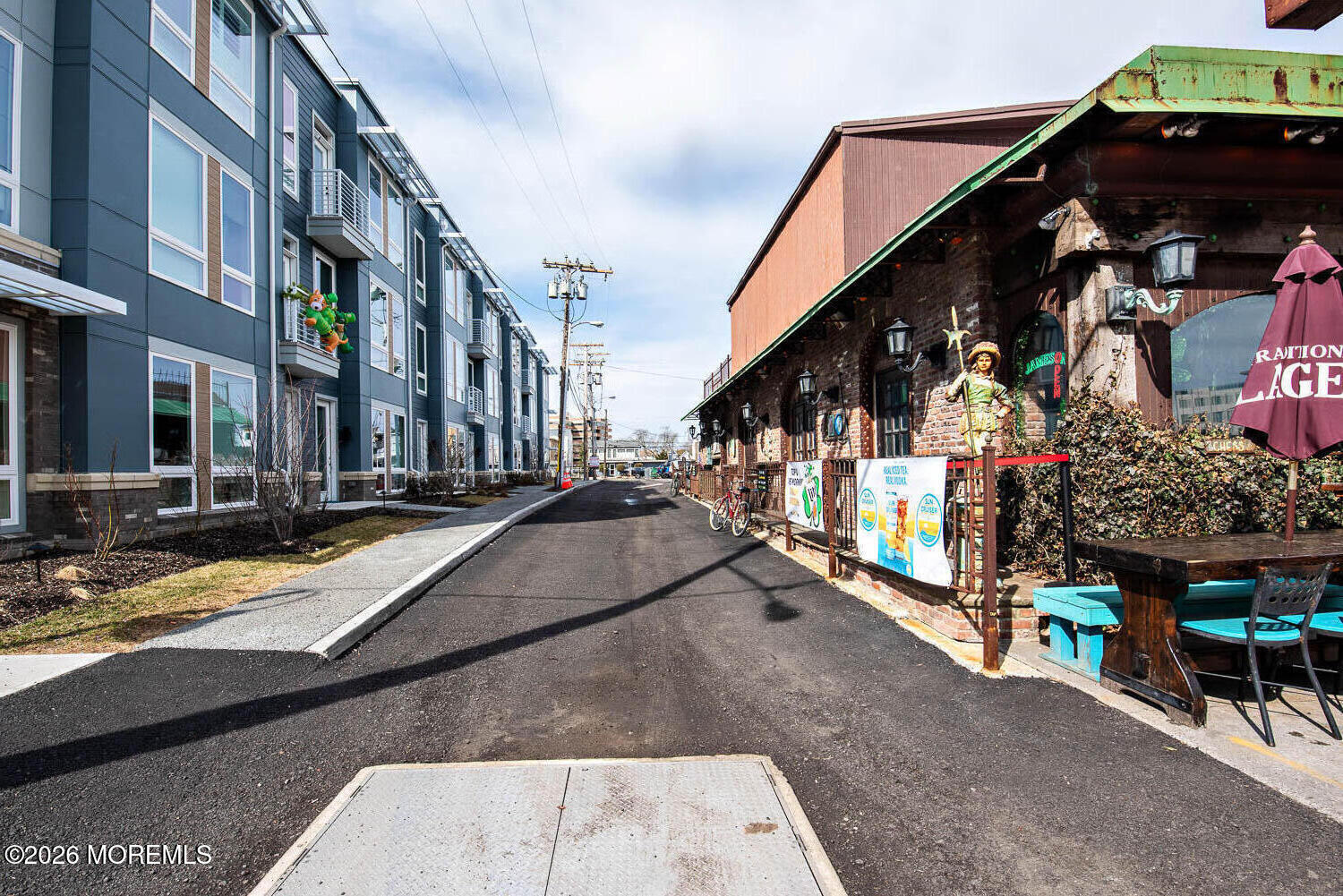 1403 NE Kingsley Street 209