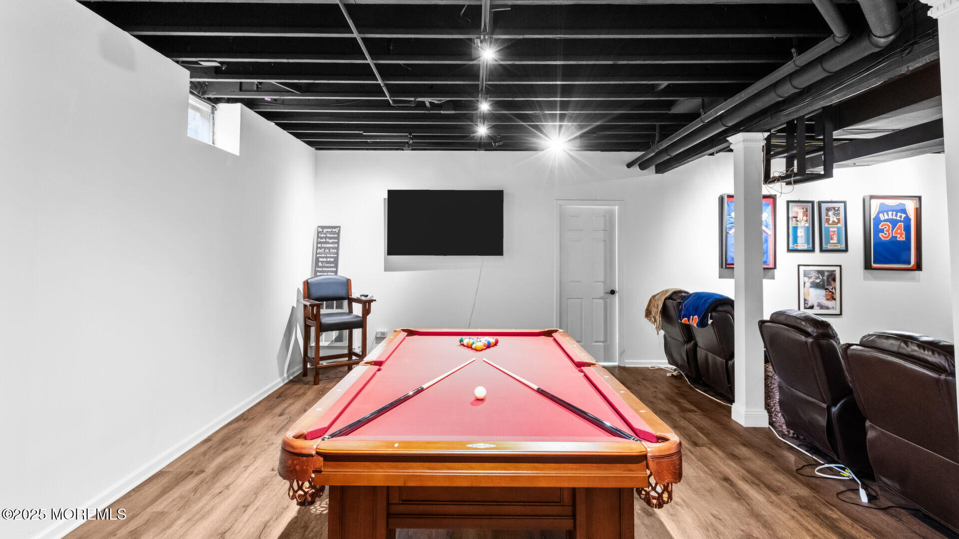 2 Bowling Green, Colts Neck, New Jersey image 25