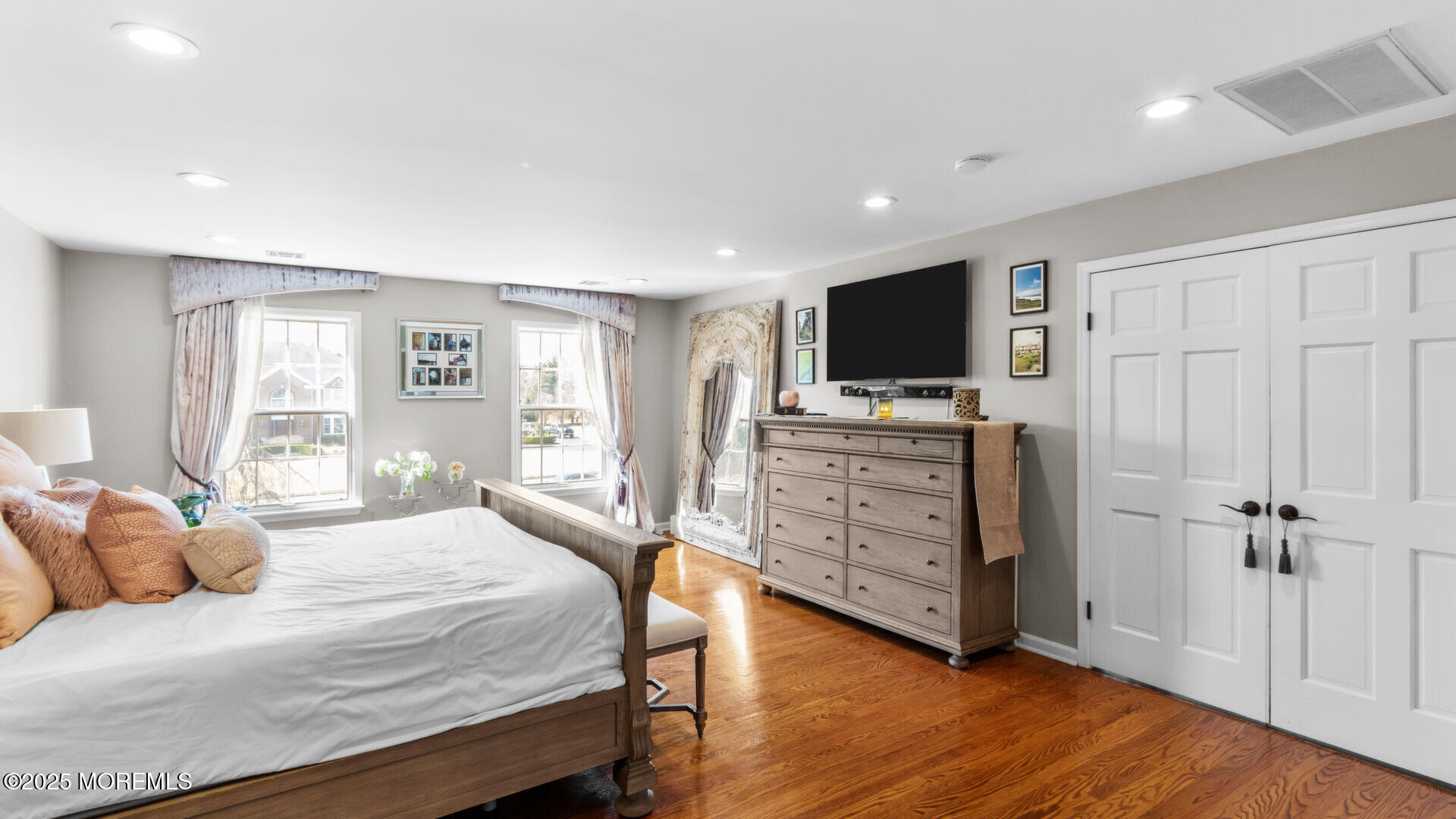 2 Bowling Green, Colts Neck, New Jersey image 37