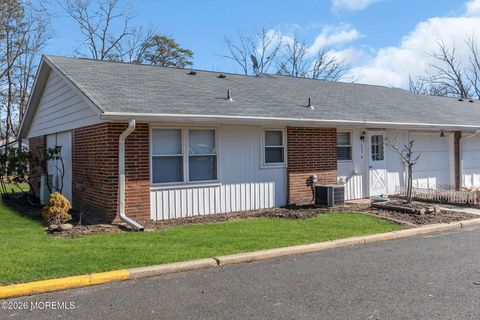 Photo of 493 Portsmouth Drive #D, Lakewood, NJ 08701 (MLS # 22601249)