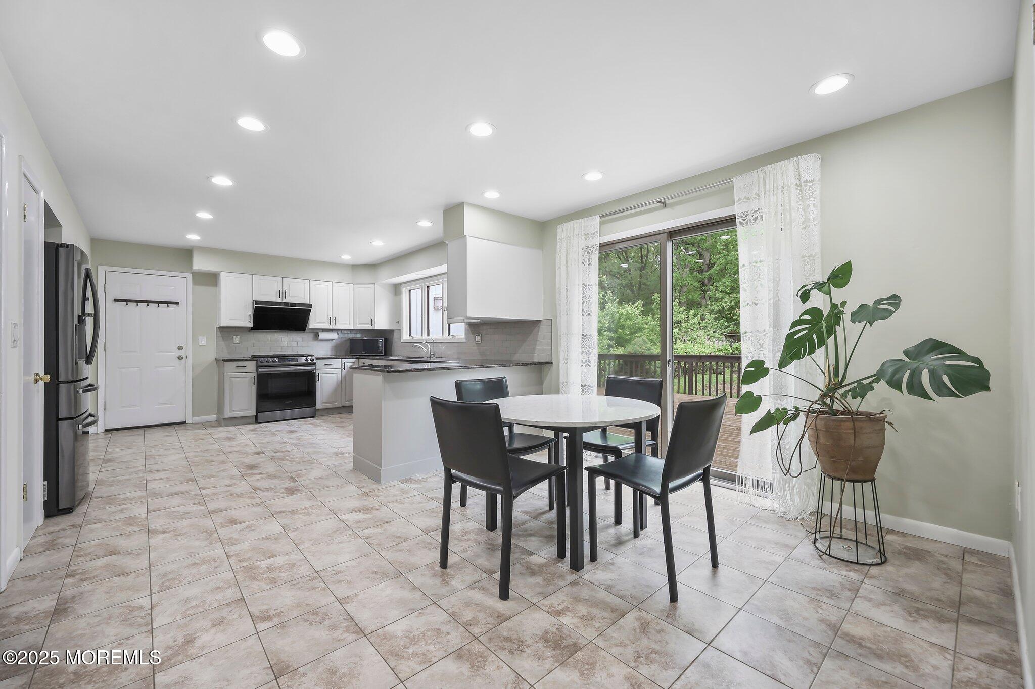 164 Lemon Road, Farmingdale, New Jersey image 10