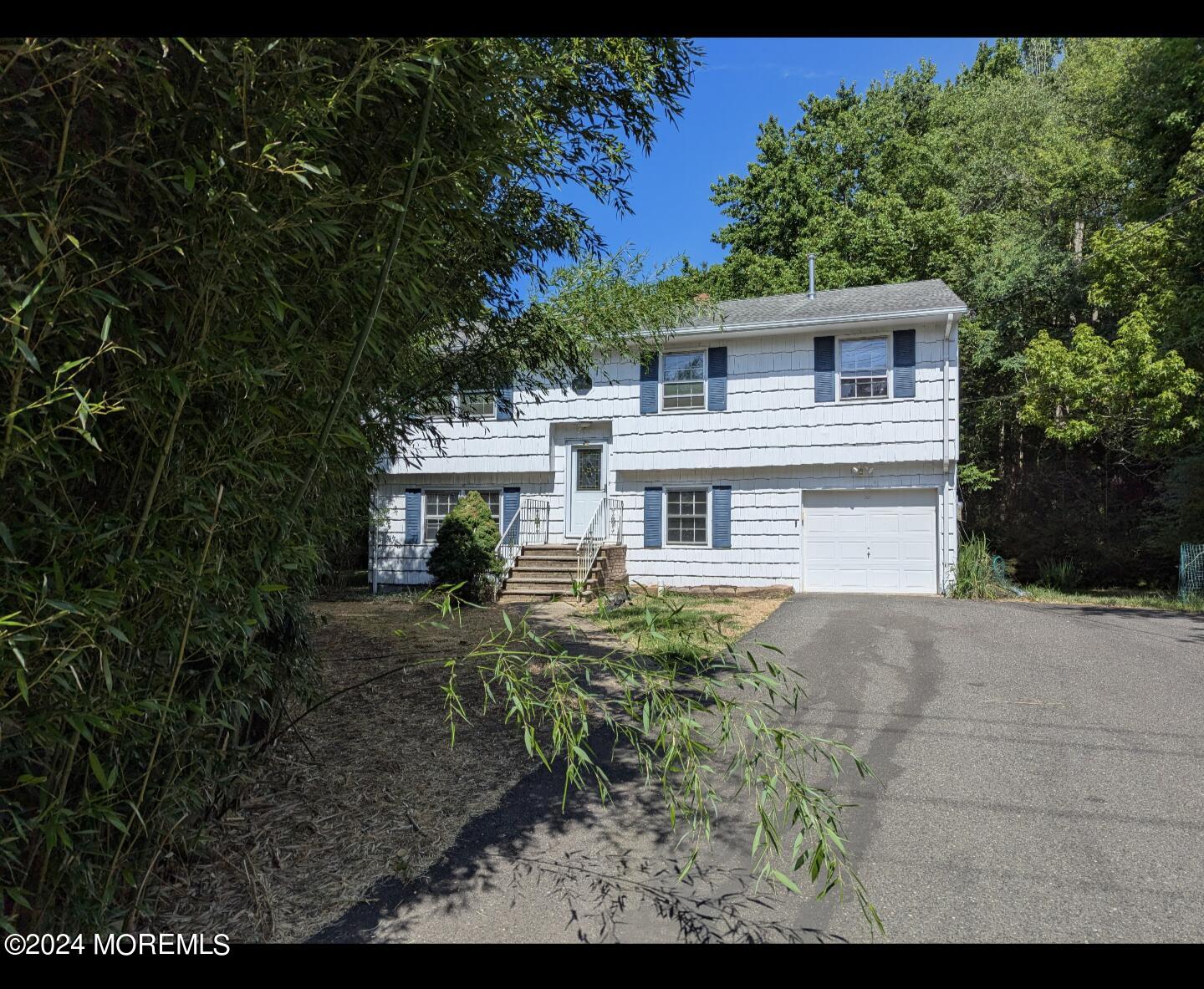 20 Silvers Road, Marlboro, New Jersey image 4