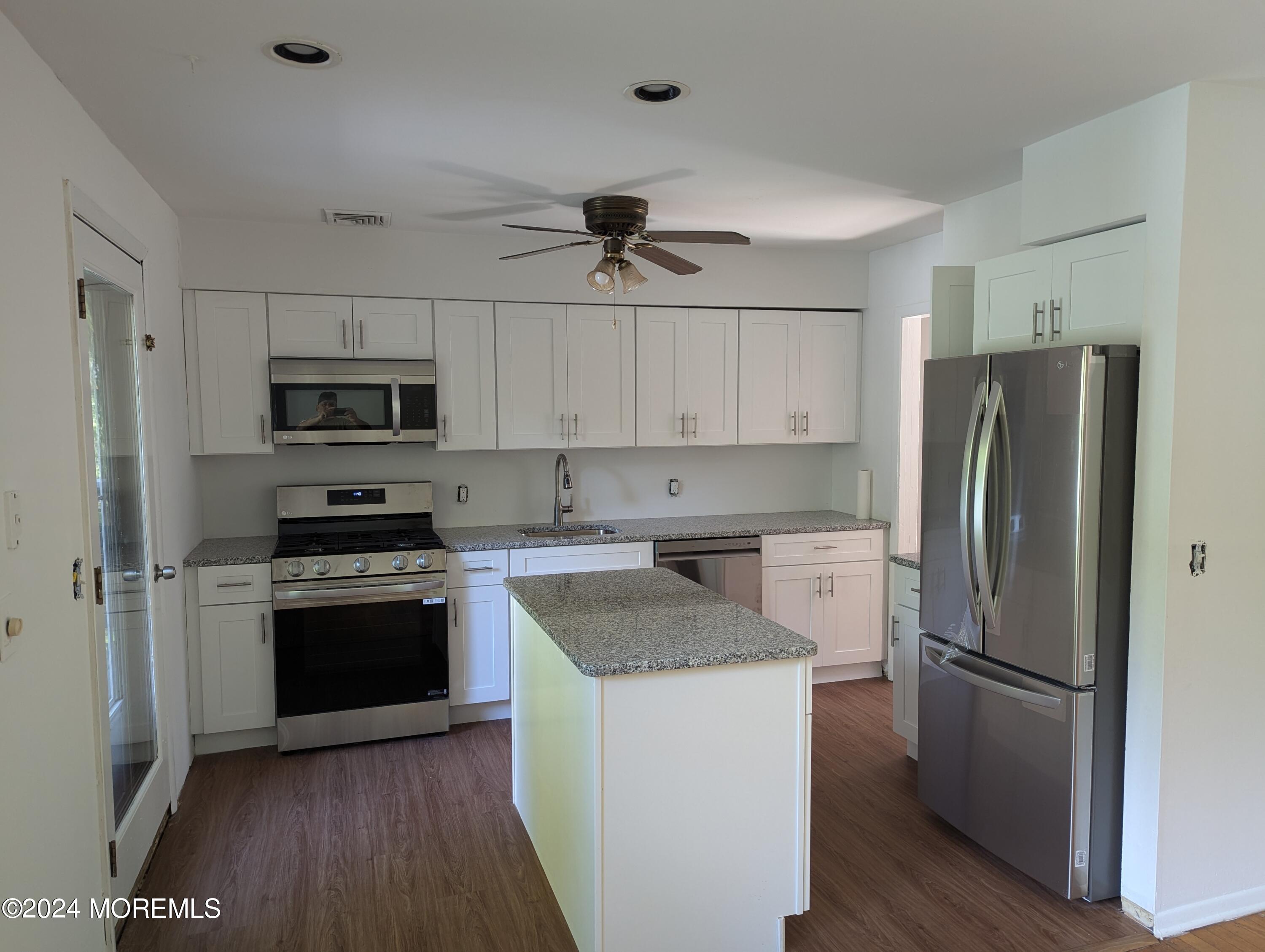 20 Silvers Road, Marlboro, New Jersey image 15