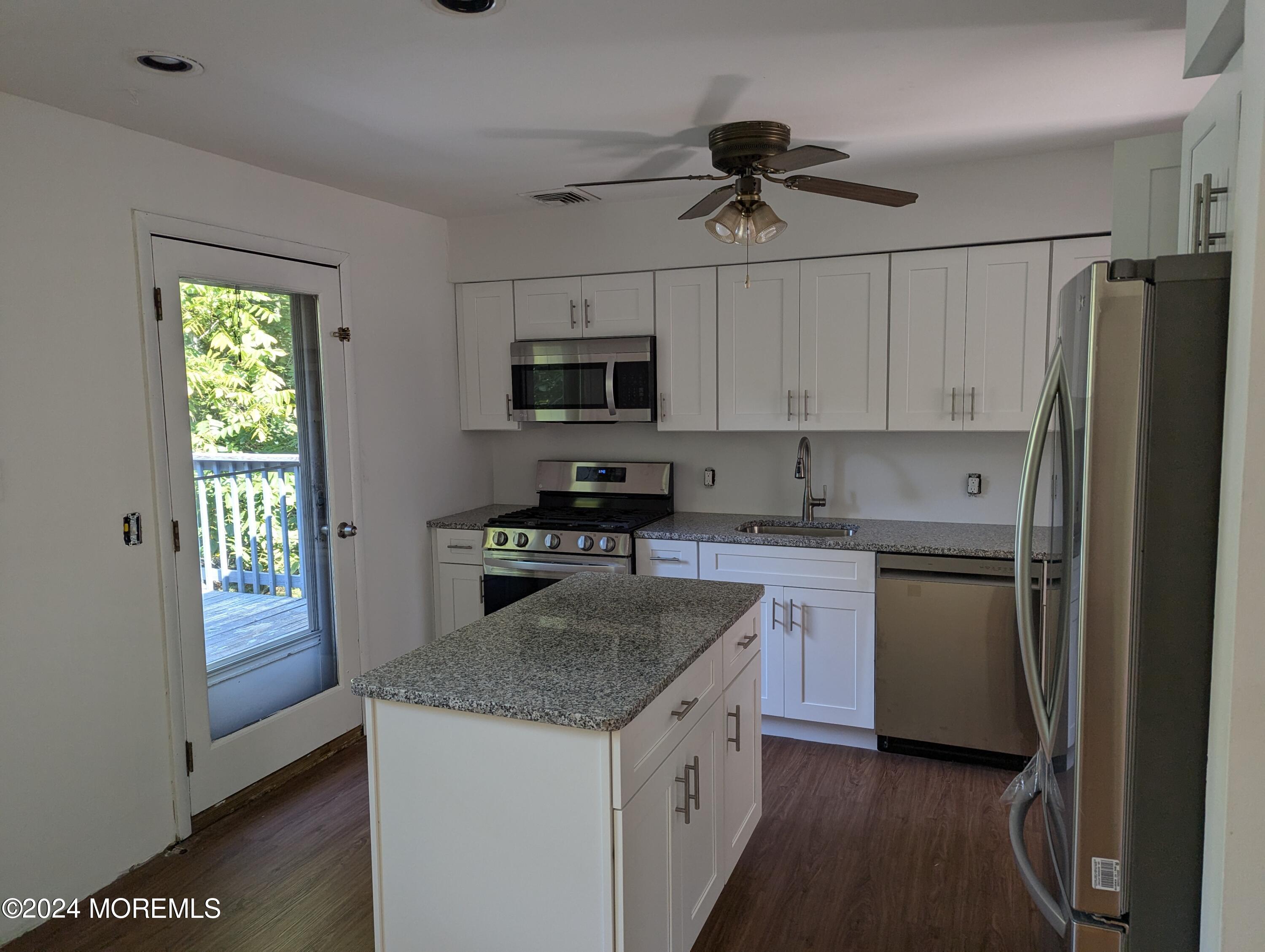 20 Silvers Road, Marlboro, New Jersey image 16