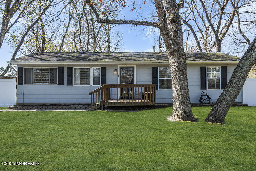 5 Castle Avenue, Jackson, New Jersey image 1