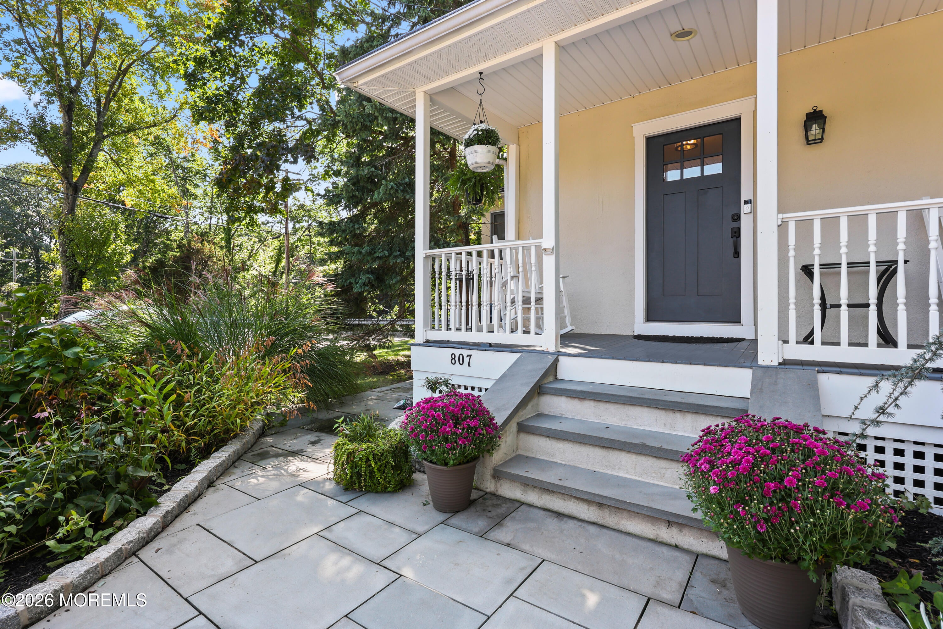 807 Arthur Drive