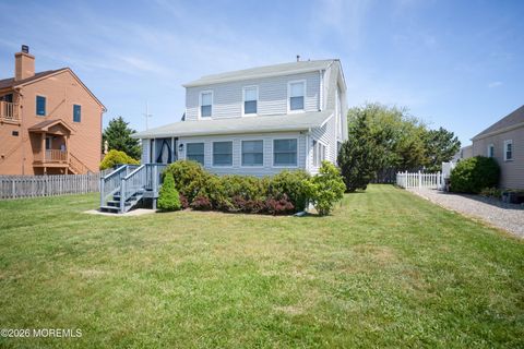 Homes For Sale - 310 Ceylon Avenue<br/> Ocean County, Seaside Heights, NJ 08751
