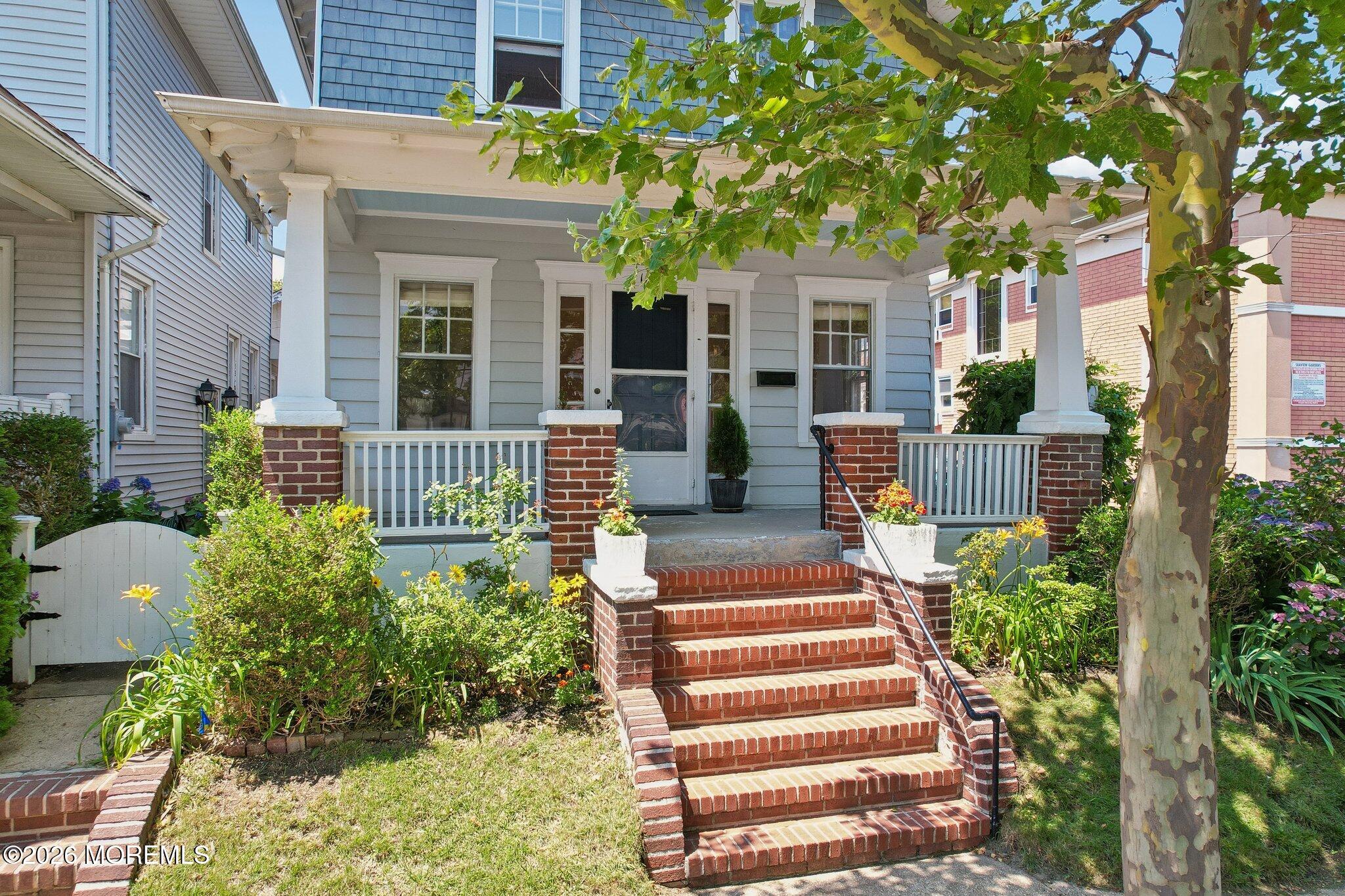 1107 Heck Street