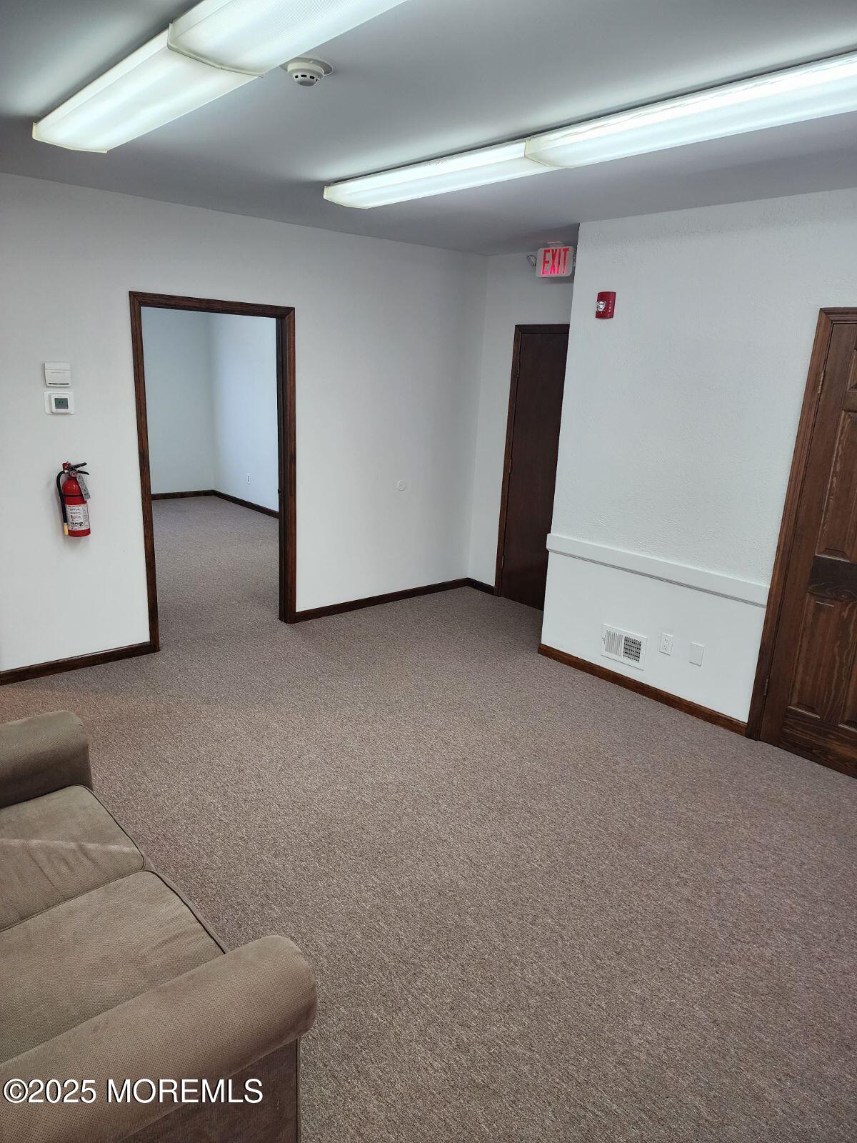 208 Maple Avenue Suite 4