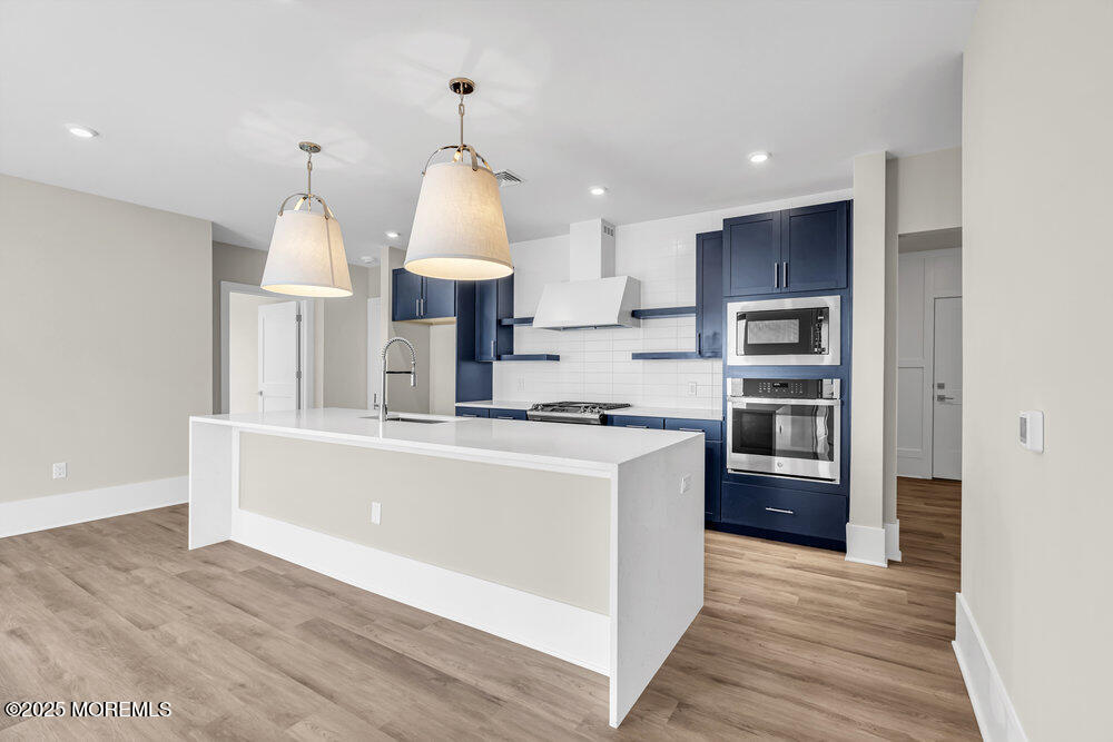 218 3rd Avenue 306