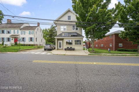 Multifamily For Sale - 92 Main Street<br/> Monmouth County, Matawan, NJ 07747