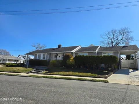 MLS: 22507518