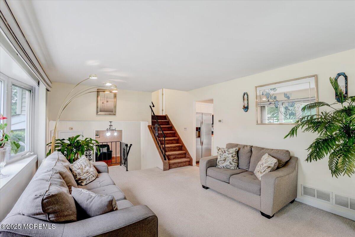 61 Rocky Brook Road, Cranbury, New Jersey image 6