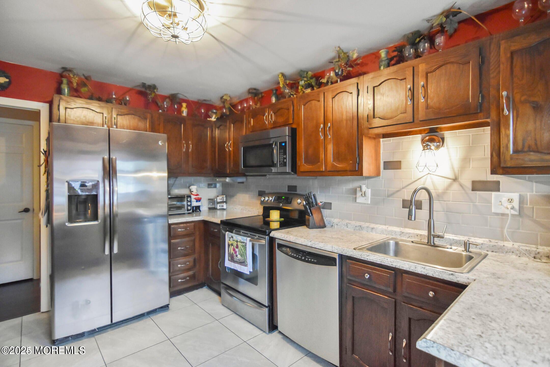 91A Cambridge Circle, Manchester, New Jersey image 4