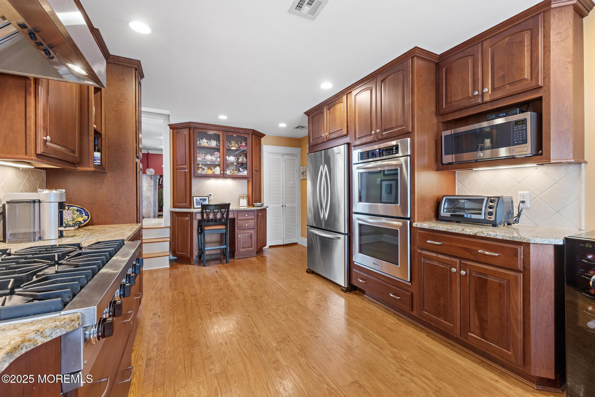 83 Lake Avenue, Fair Haven, New Jersey image 31