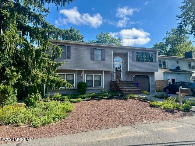 896 Lynnwood Avenue