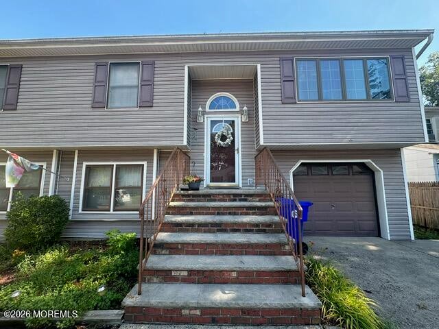 896 Lynnwood Avenue