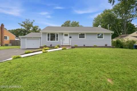 Homes For Sale - 312 Edgemoor Road<br/> Belford, NJ 07718