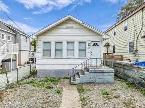 Photo of 51 Matthew Street, Highlands, NJ 07732 (MLS # 22531695)